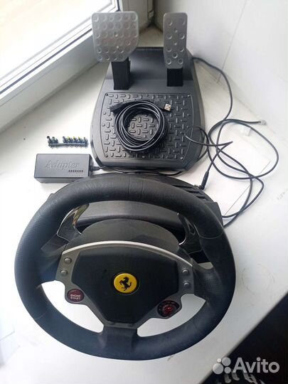 Игровой руль Thrustmaster Ferrari F430