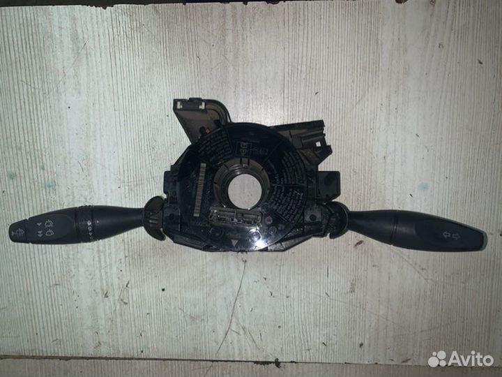 Блок подрулевых переключателей Ford Focus 1