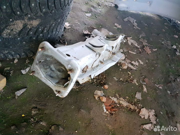 Передний лонжерон Форд фокус 2