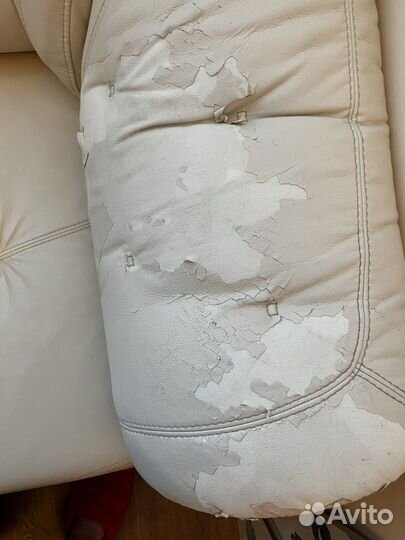 Кожаный угловой диван бу