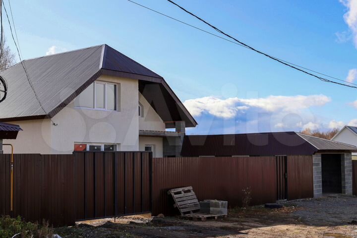 Дом 140 м² на участке 11 сот.