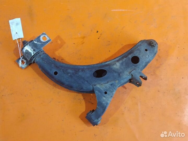 Рычаг передний правый Subaru Impreza wagon GF1