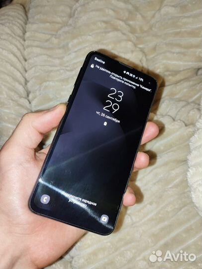 Samsung Galaxy S10e, 6/128 ГБ