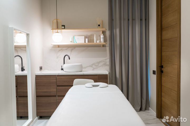 Массажистка / массажист / SPA оператор