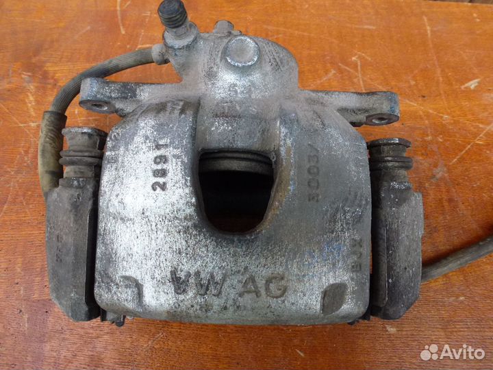 Суппорт передний левый, правый