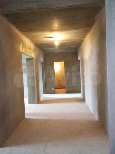 3-к. квартира, 92 м², 8/9 эт.