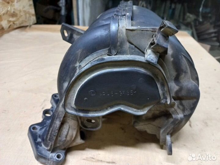 Впускной коллектор Peugeot Partner фургон 1.6 2012