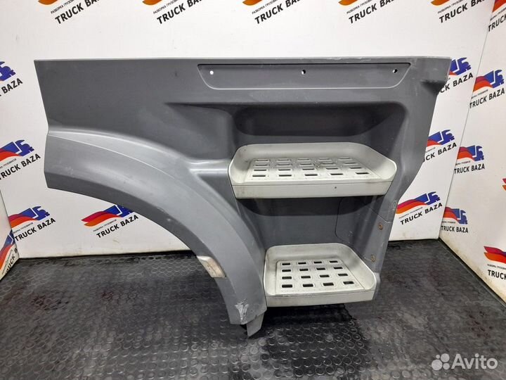 Корпус подножек правый Daf XF106