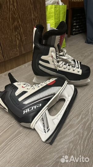 Коньки хоккейные