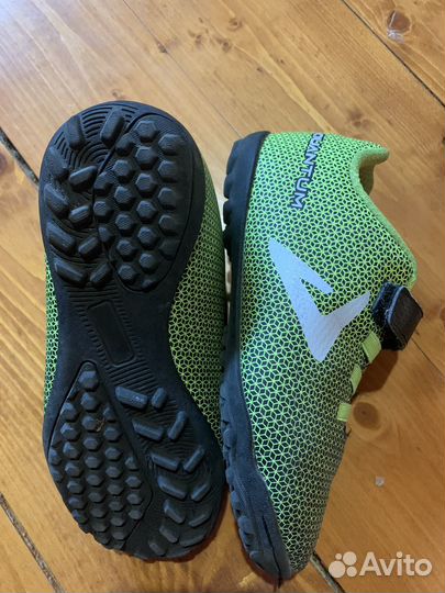 Футбольные бутсы детские