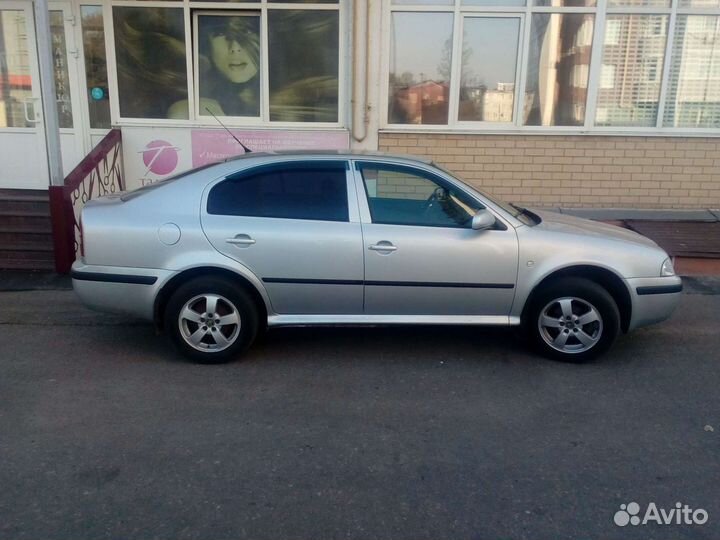 Водитель с личным автомобилем