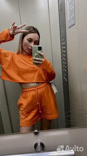Комтюм шорты и топ