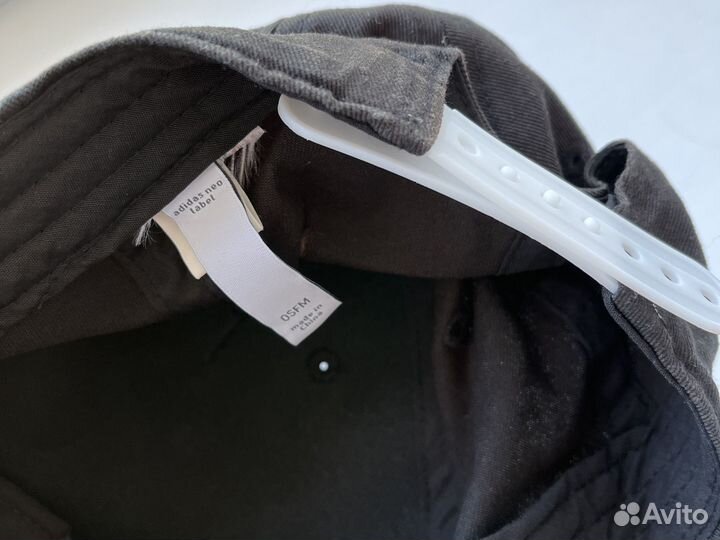 Женская бейсболка adidas (оригинал)