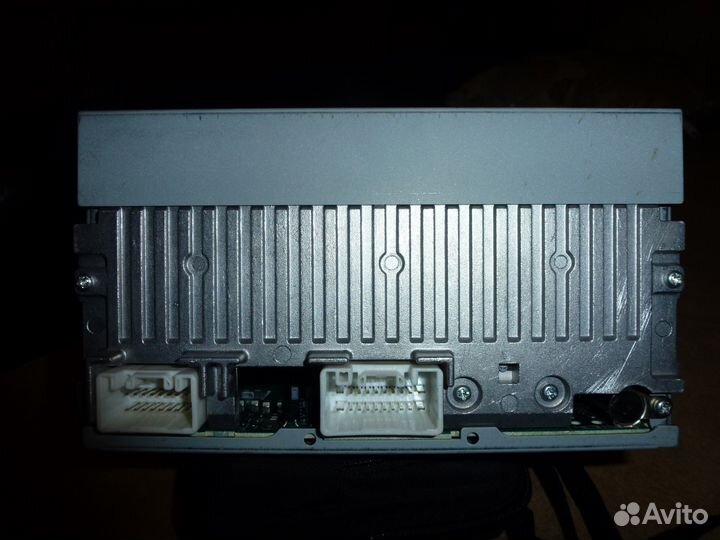 Магнитола Митсубиси Оутлендер XL Ситроен С-Кр Пежо