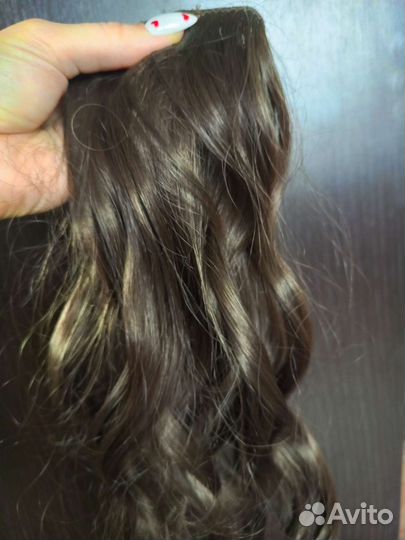 Искусственные волосы волнистые