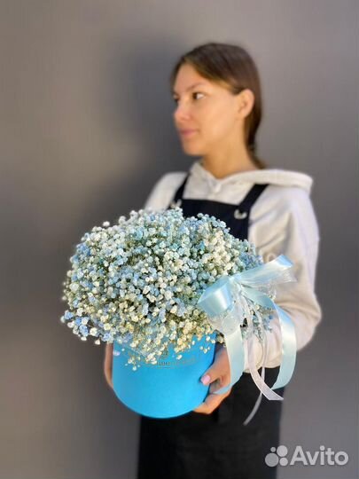 Милый Букетик кругляш из голубой гипсофилы
