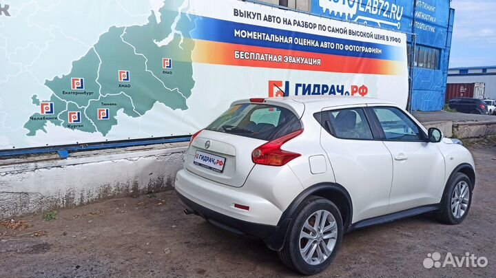 Кнопка стеклоподъемника задняя Nissan Juke (F15) 254111KA5A