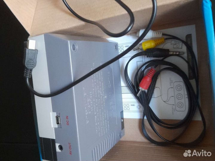 Игровая приставка dendy на 620 встроенных игр