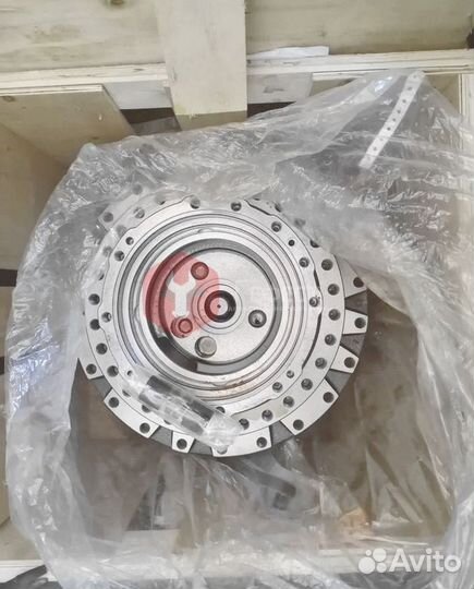 Бортовой редуктор Case CX210BLR KRA10150