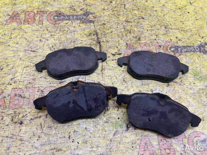 Тормозные колодки Opel Vectra C Z18XE 2002