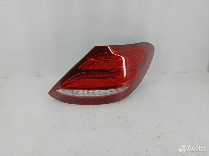 Фонарь задний правый Mercedes-Benz E-Класс