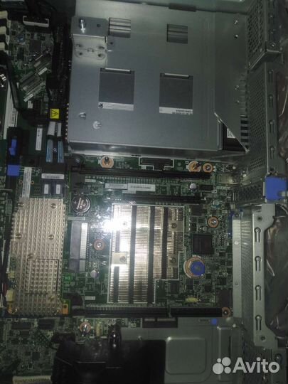 Сервер Lenovo ThinkSystem SR650 (7X06CTO1WW)