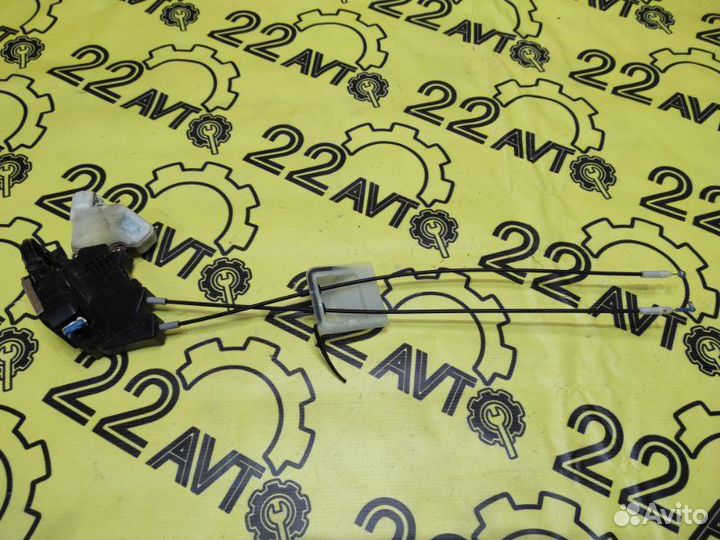 Замок двери передний левый Nissan Primera QP12