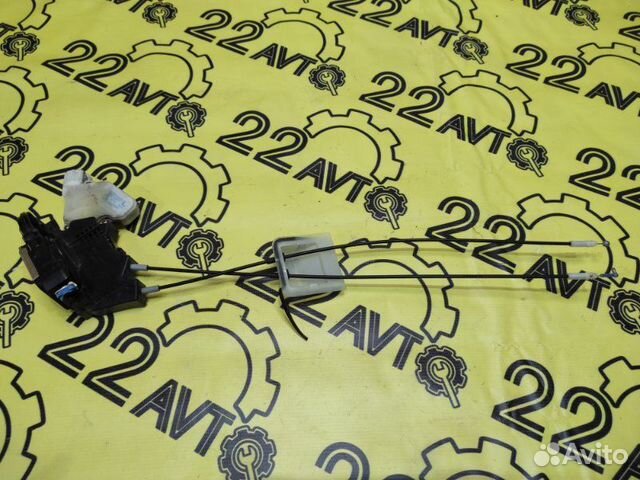 Замок двери передний левый Nissan Primera QP12