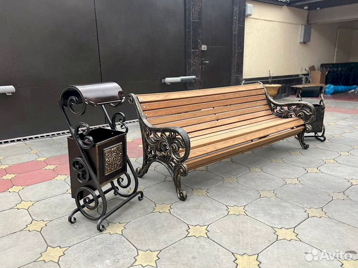 Скамейка уличная садовая