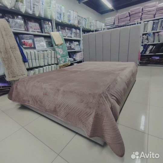 Велюровые покрывало 200х230см