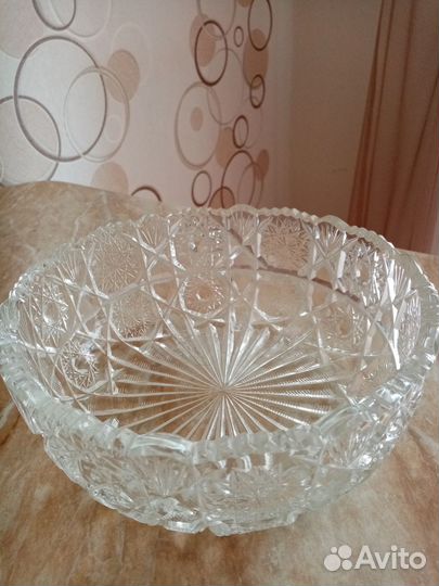 Хрустальная ваза