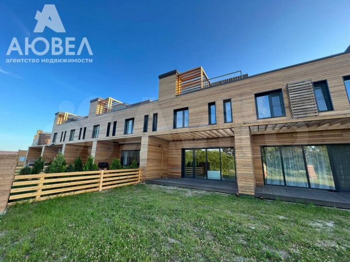 Таунхаус 150,1 м² на участке 2 сот.