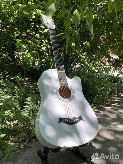 Акустика гитара новая