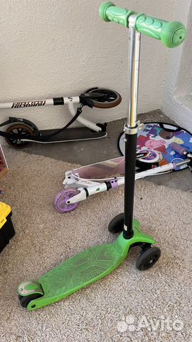 Самокат трехколесный