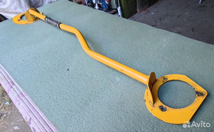 Растяжка передних стоекКалина 1,2 гранта