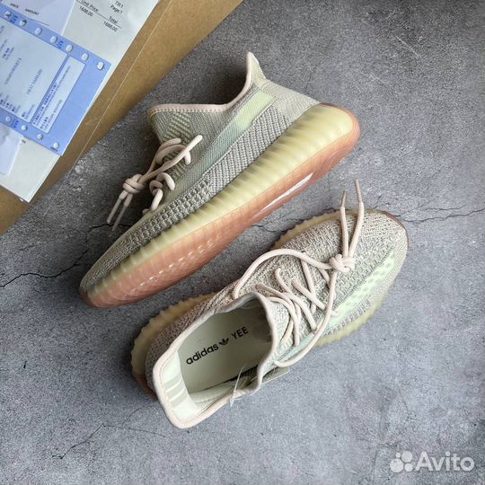 Кроссовки Adidas Yeezy Boost 350 v2 Citrin (36-45)