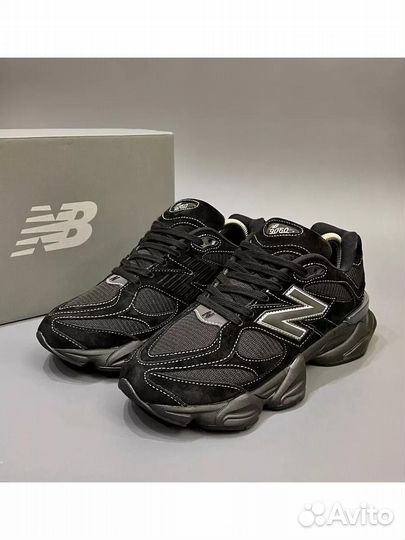 New Balance 9060 Triple Black