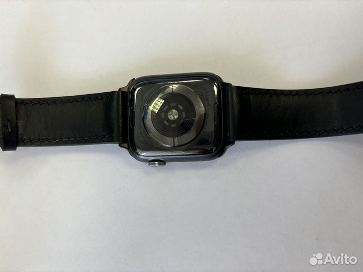 Apple watch series 5 44mm