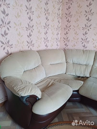 Большой угловой диван бу