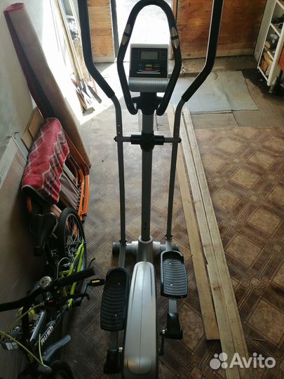 Эллиптический тренажер