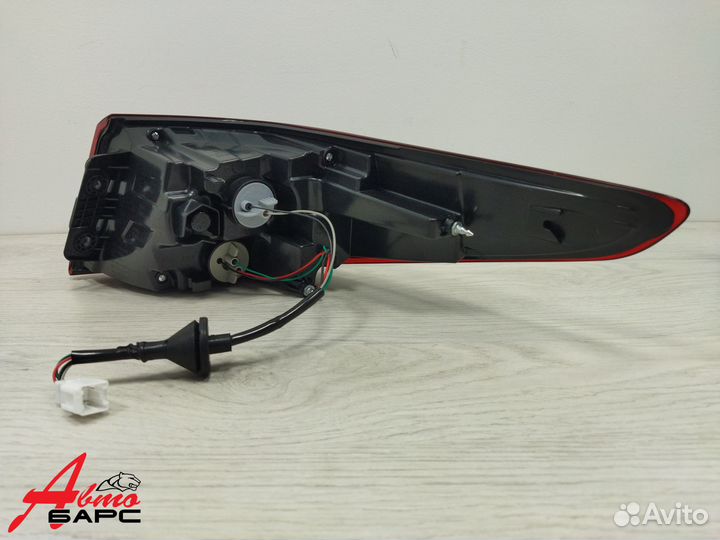 Фонарь наружный левый/правый Kia Rio 2020-2023