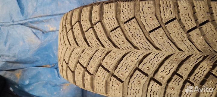 Michelin X-Ice North 4 205/55 R16