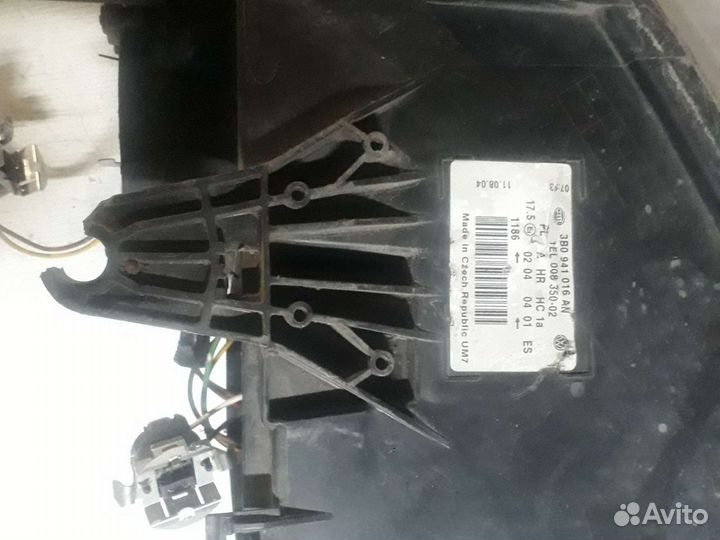 Фара wv b5 правая