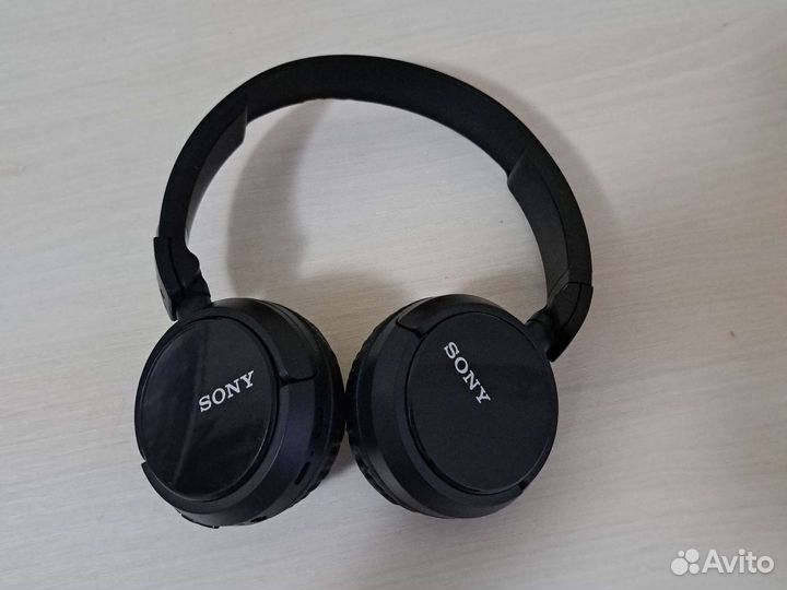 Беспроводные наушники sony
