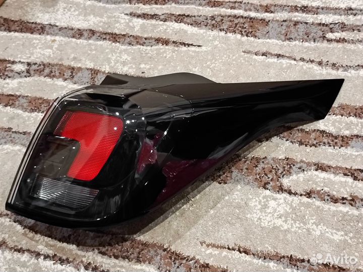Новый задний правый фонарь Opel Crossland X