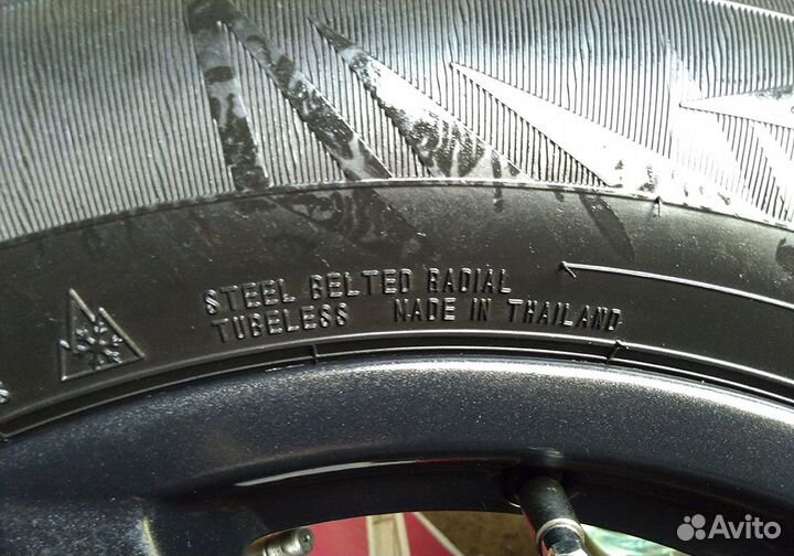 Dunlop Grandtrek Ice 02 225/65 R17 106T