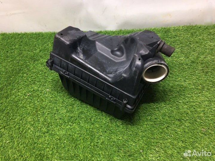 Корпус воздушного фильтра Opel Zafira B 2005-2012