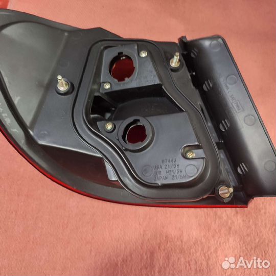 Фонарь задний правый Ниссан Цефиро - Максима