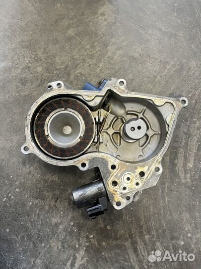 Крышка распредвала infiniti VQ35HR