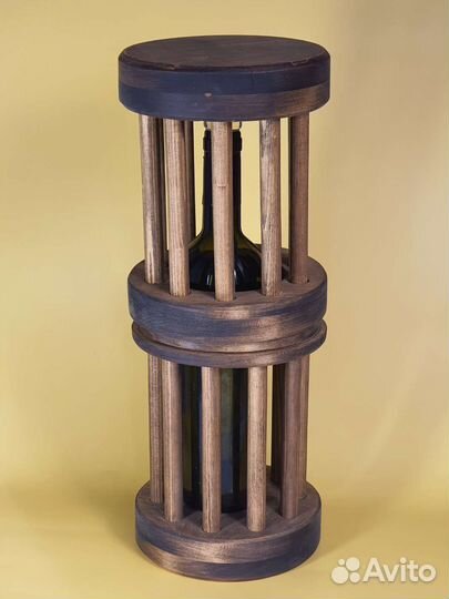 Держатель для бутылок с головоломкой